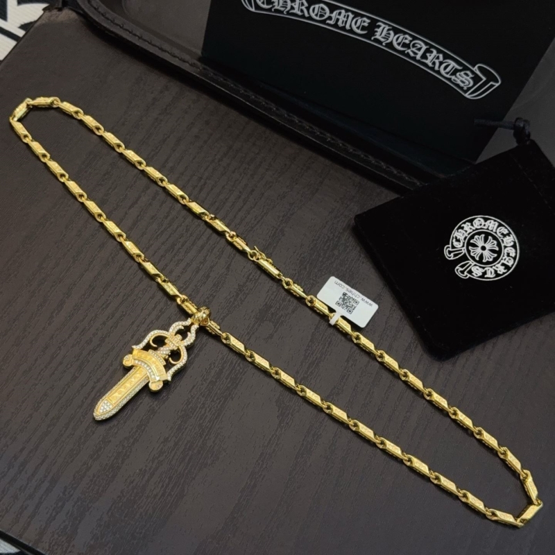 Ch*0me He**ts necklaces